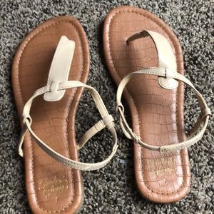 Cute nude Faded Glory sandals